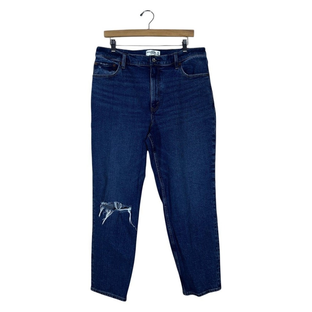Abercrombie & Fitch The Mom High Rise Distressed Jeans Blue 90s Style Size 32/14